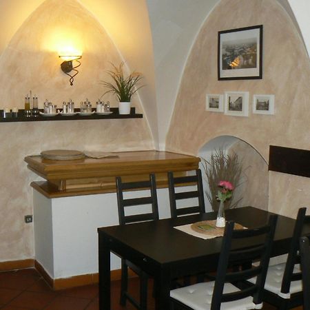 Penzion A Restaurace Modra Ruze Табор Экстерьер фото